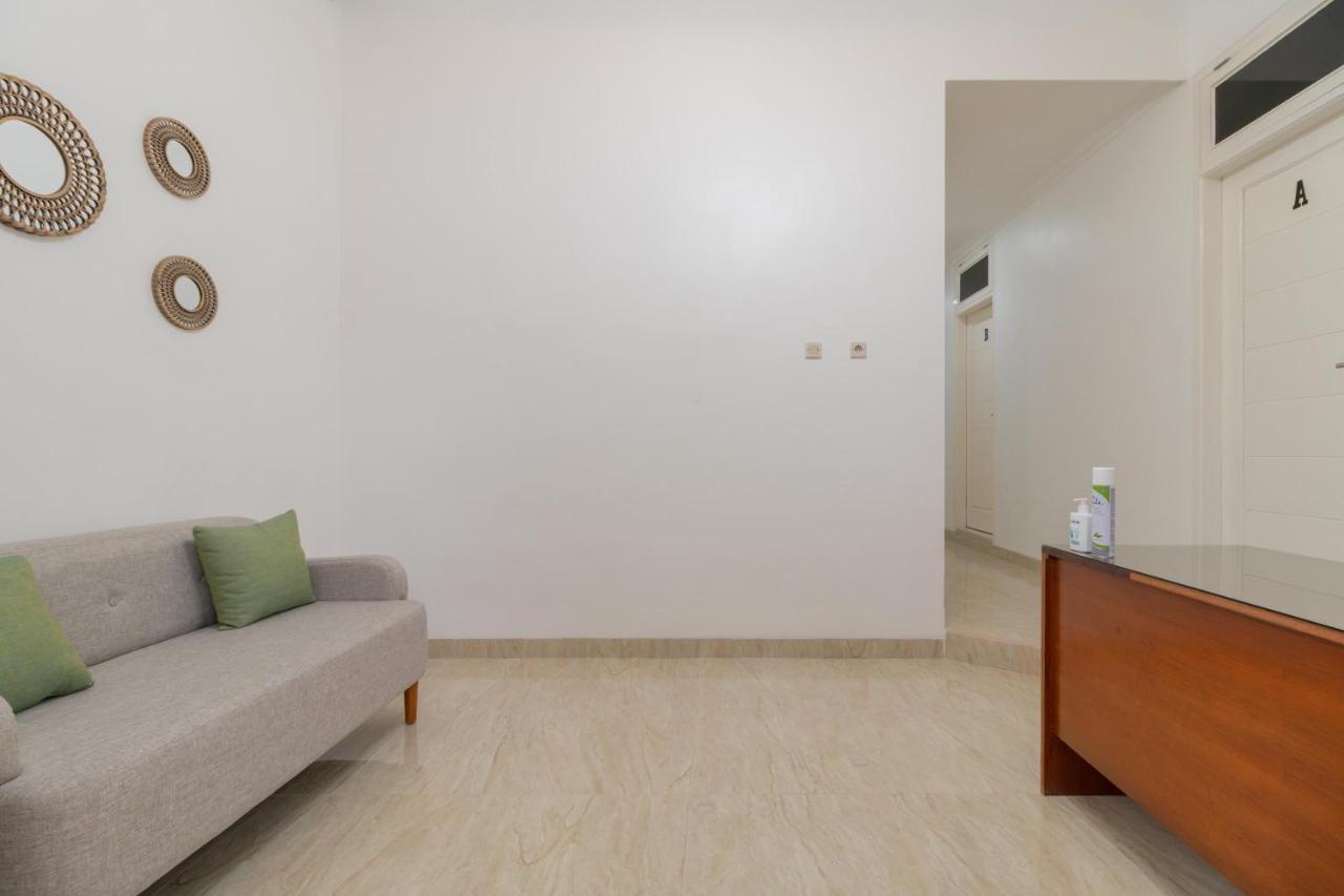 Reddoorz Syariah Near Summarecon Mall Bekasi Exterior foto